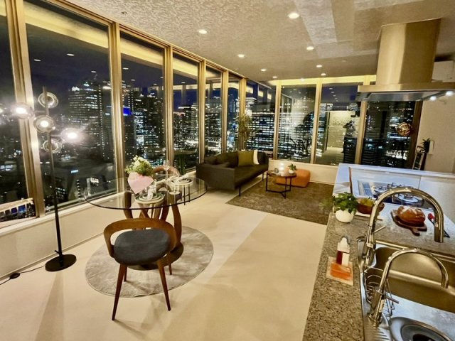 グランドメゾン新梅田タワーのロビー