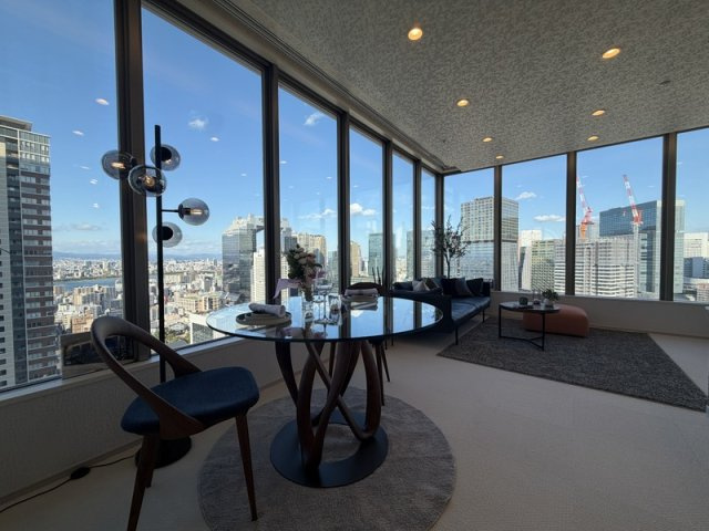 グランドメゾン新梅田タワーのロビー