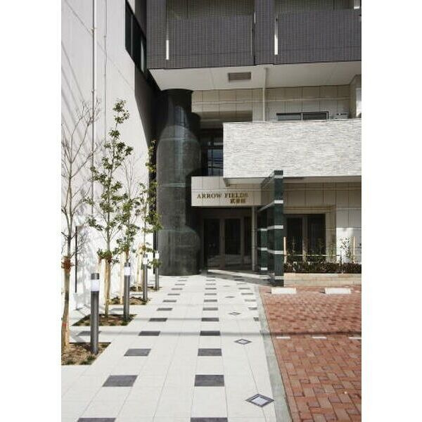 ARROW FIELDS貮番館のエントランス