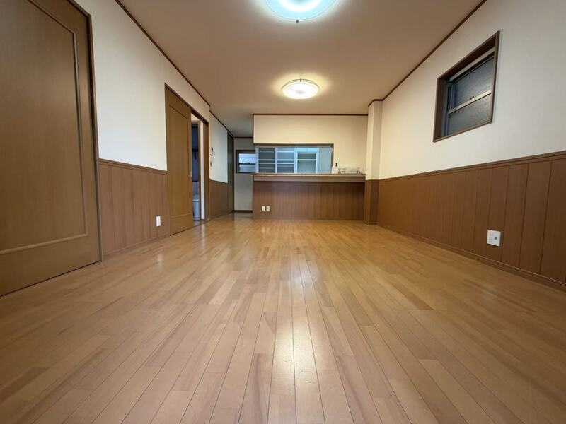 大阪市阿倍野区三明町１丁目貸家の居間・リビング