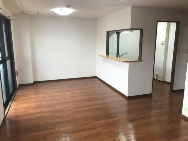一風館の居間・リビング|リビング