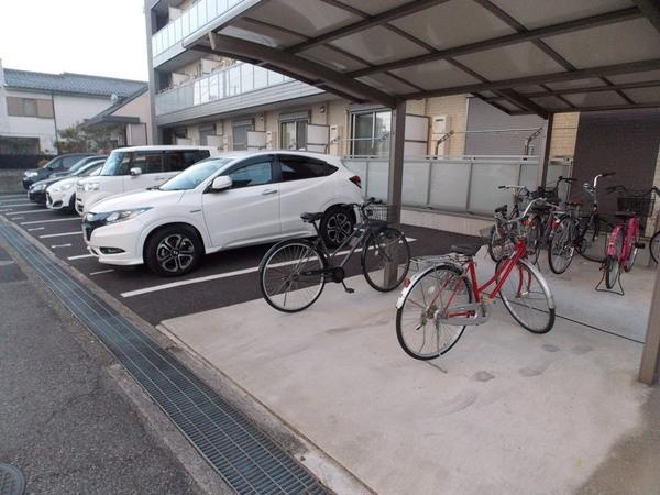 【駐車場】 | エルスタンザ草加