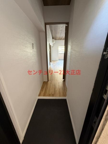 此花厚生年金住宅（高見）Ｄ棟の玄関