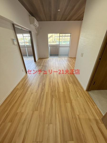 此花厚生年金住宅（高見）Ｄ棟の居間・リビング