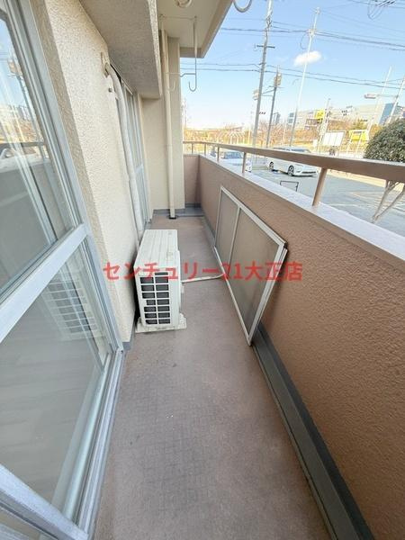 此花厚生年金住宅（高見）Ｄ棟のバルコニー