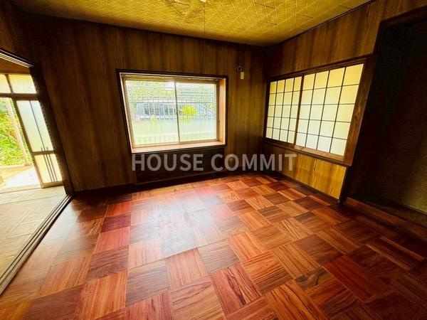 八街市八街ほの中古一戸建の居間・リビング