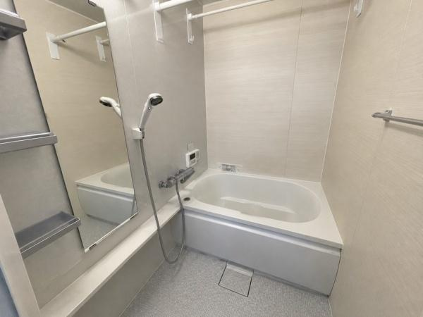 【浴室】 | 緑橋コーポ2号棟 | こちらの画像は、AIを用いて家具等を消しております。