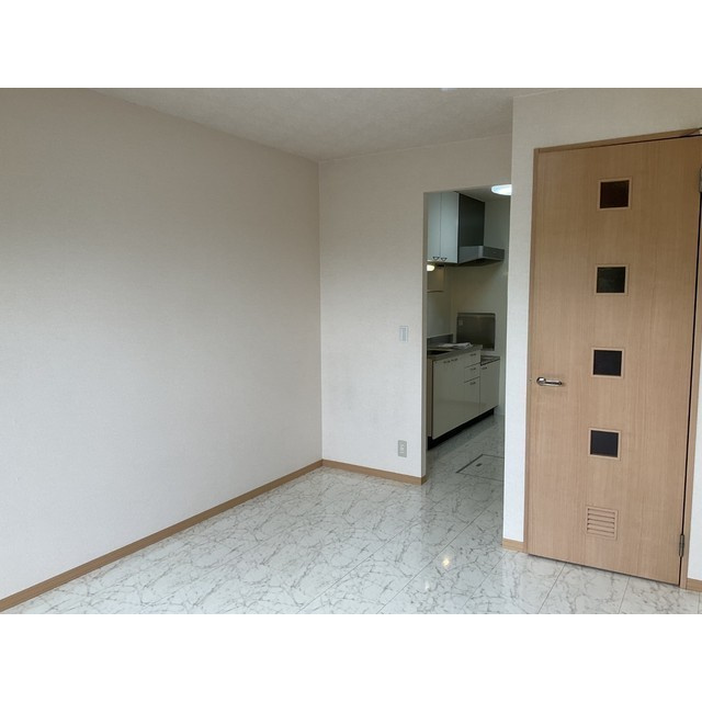 フォレスト小山の居間・リビング