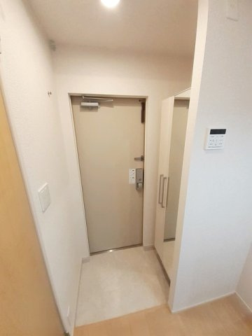ルジーナ　ベルデの玄関