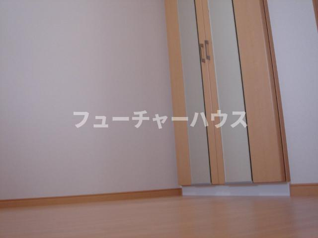 フレシアⅡ（Ｆｒｅｃｃｉａ　Ⅱ）の収納|洋室