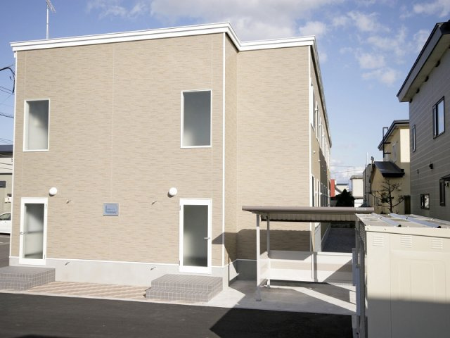 レオパレスＴＯＫＯ７４の外観|外観もきれいです