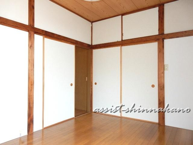 ハイツ山ノ手の洋室
