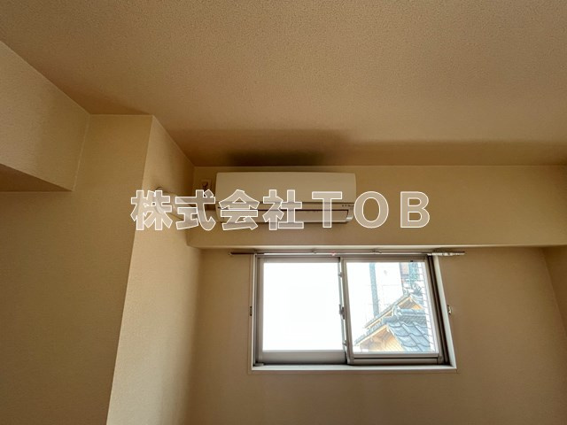 【設備】 | カーサからすやま | エアコン　リビング※クリーニング中の写真※