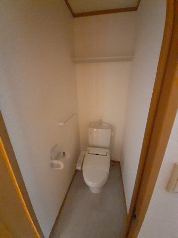 フォレストのトイレ|ゆったりとした空間のトイレです