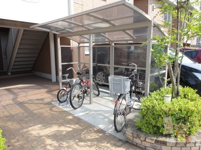 シャーメゾン湊十番館のその他共用部分