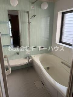 藤原７丁目戸建の浴室