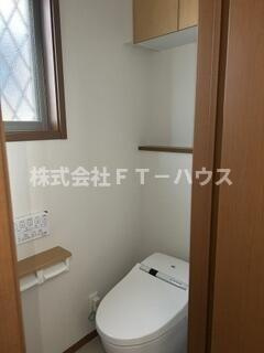 藤原７丁目戸建のトイレ