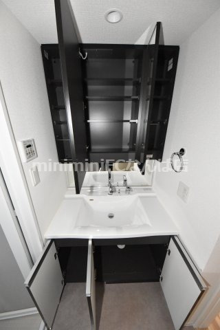 セレニテ心斎橋グランデ