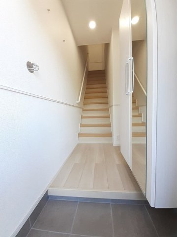 ルーナ・Ｆの玄関|落ち着いた玄関です