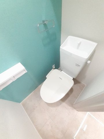 ルーナ・Ｆのトイレ|落ち着いたトイレです