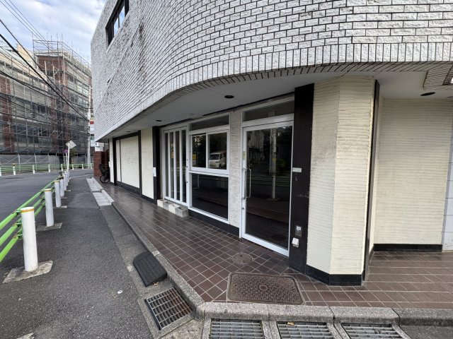 インペリアル赤坂一番館の玄関