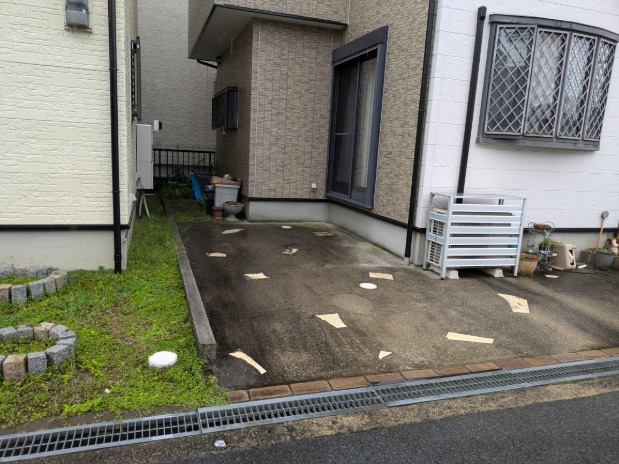 北葛城郡広陵町疋相戸建ての駐車場