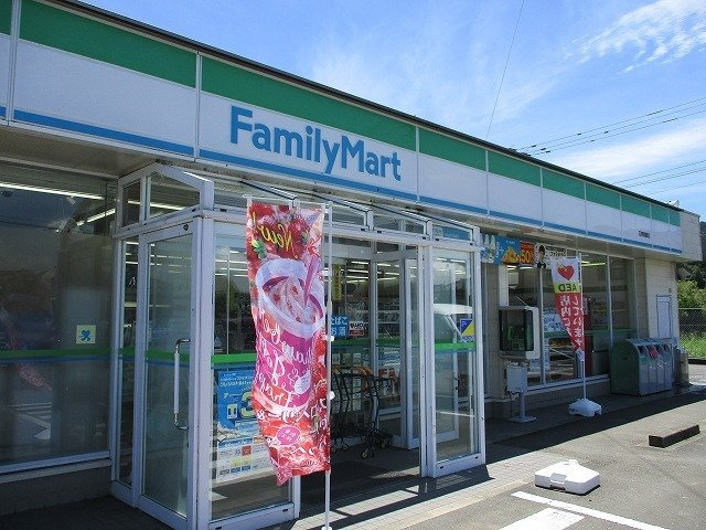 エス・フリーデ　Ⅱの周辺|ファミリーマート日南東郷店まで100m