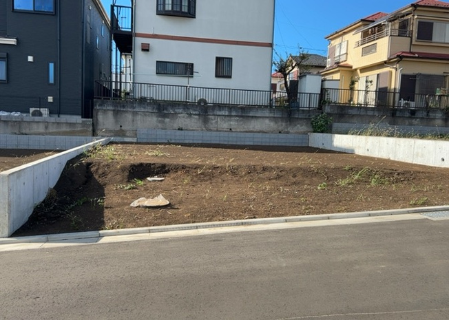 【外観】 | 下九沢売地 | 土地購入を検討されている場合、境界杭がない状態で購入してしまうと境界確定測量をする必要があり、費用がかかります。購入の前に、売主、隣土地所有者立ち合いのもと境界を確定し境界杭を設置するのがベストです。