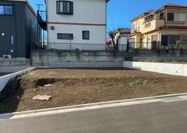 【外観】 | 下九沢売地 | 家を建てる前提で土地を探している場合、地盤の丈夫さは譲れない条件の一つです。地盤が脆弱だと追加工事が必要となります。また、過去に地盤沈下や液状化現象を起こした土地は、できるだけ避けた方がいいでしょう。