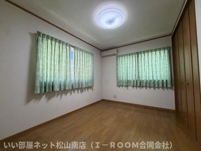 【洋室】 | 南梅本一戸建