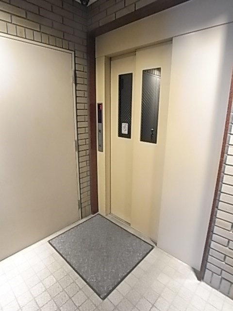 ユニバーサルタワーズの設備