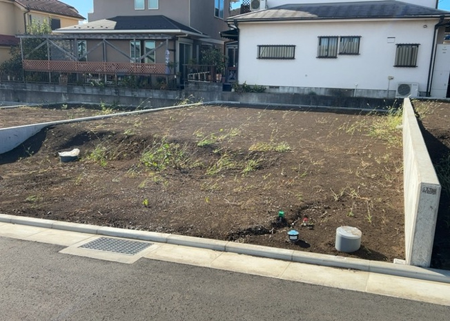 【外観】 | 下九沢売地 | 土地購入を検討されている場合、境界杭がない状態で購入してしまうと境界確定測量をする必要があり、費用がかかります。購入の前に、売主、隣土地所有者立ち合いのもと境界を確定し境界杭を設置するのがベストです。