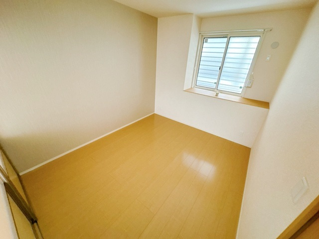 【寝室】 | Friend Esakahigashi