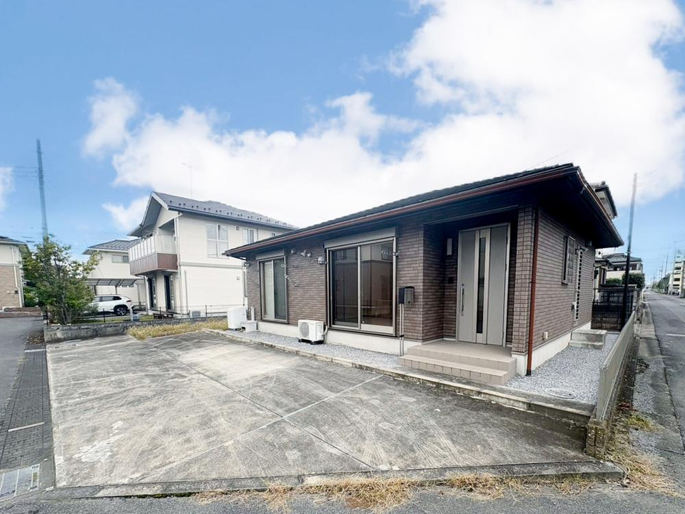 小山市花垣町2丁目　中古戸建　敷地62.35坪の外観