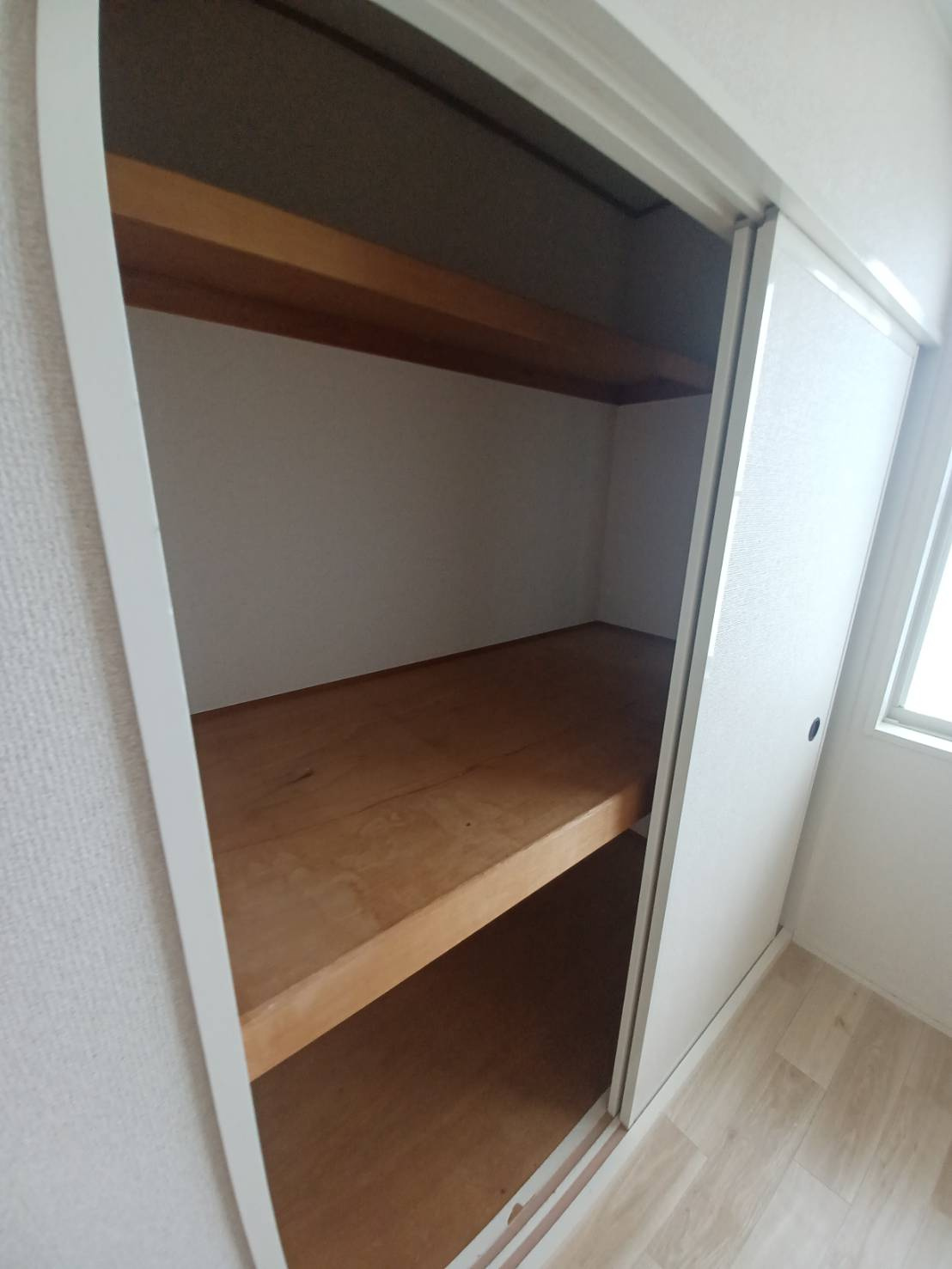 鷺内シーサイドタウンE棟の収納|退去前の為、同じ物件内のお部屋の参考画像となります。