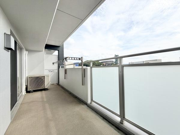 【バルコニー】 | プロパレス泉ヶ丘ステーションステージ | 日当たり良いバルコニーです。洗濯物もしっかり乾きそうです♪