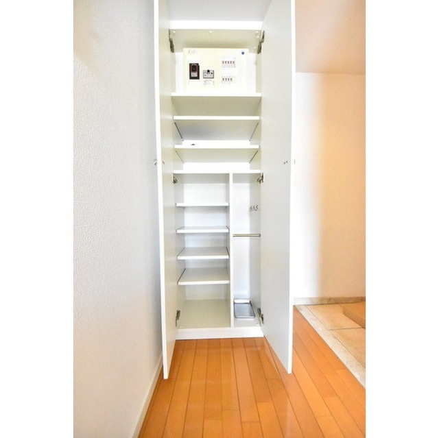 プライマル小石川の玄関