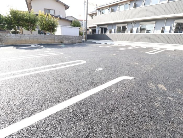ブロリーの駐車場