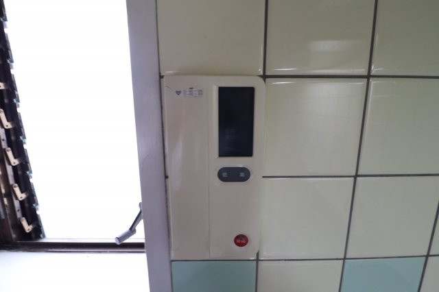 南茨木駅前ビルの内装