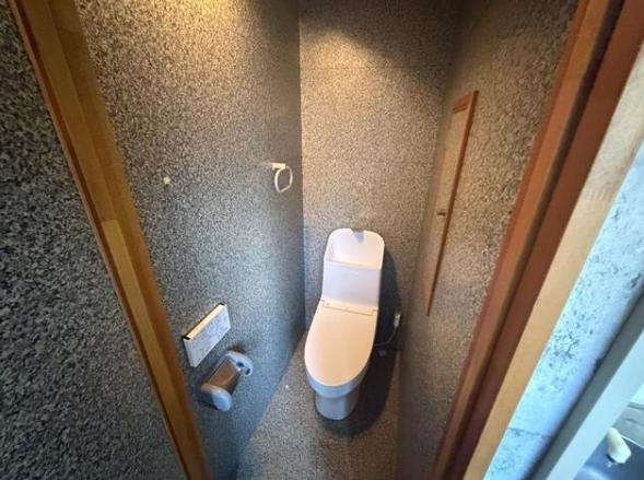 新宿区上落合１丁目の店舗事務所のトイレ