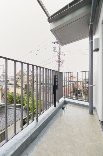 【バルコニー】アリビオ学芸大学 
