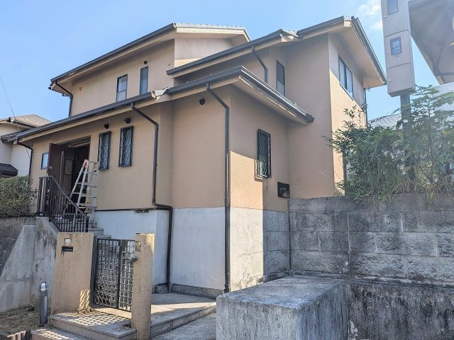 八王子市　元八王子町　中古戸建ての外観|～内装リフォーム済の再生住宅　閑静で落ち着きのある住宅地内　南東向きで陽当たり良好です～