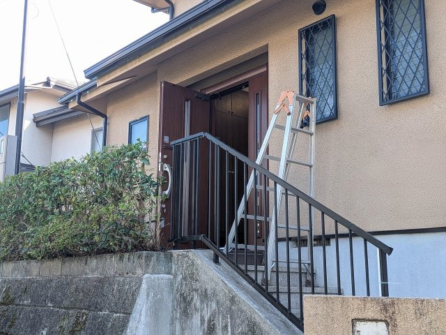 八王子市　元八王子町　中古戸建ての玄関|～玄関は安心のWロックキーを採用～