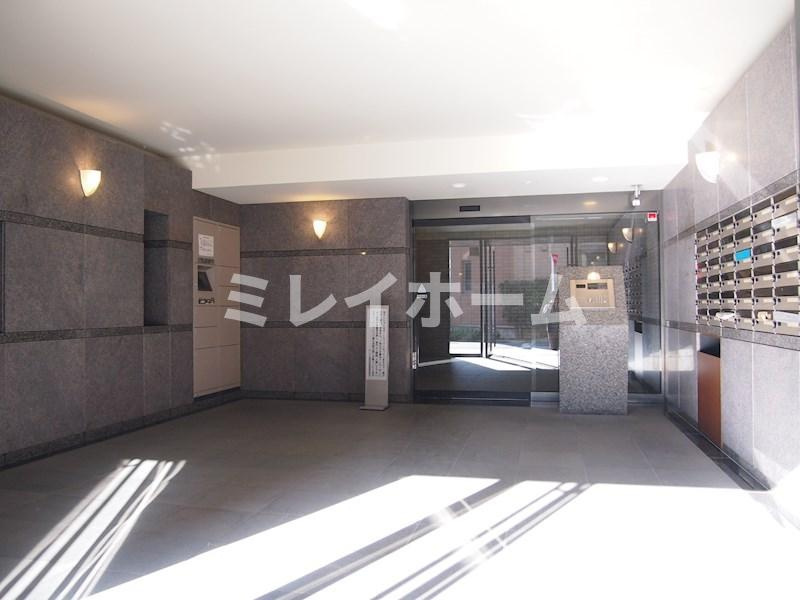 ルーブル蒲田参番館のロビー