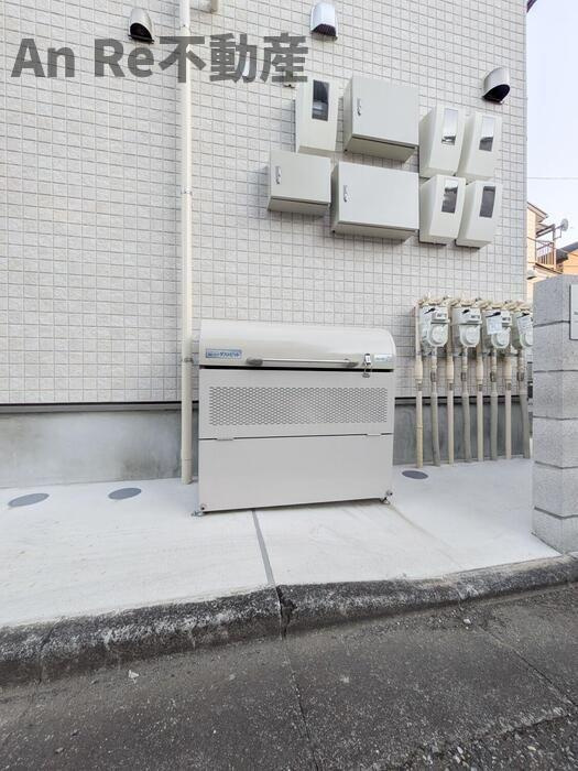 コーポSAKASHITAの駐車場