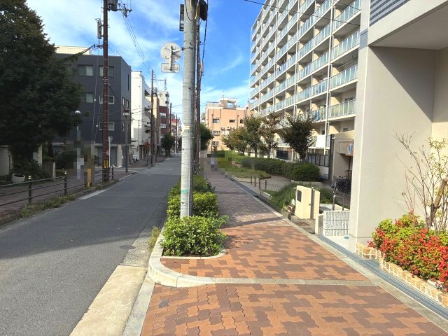 ロイヤルクィーンズパーク浪速の周辺