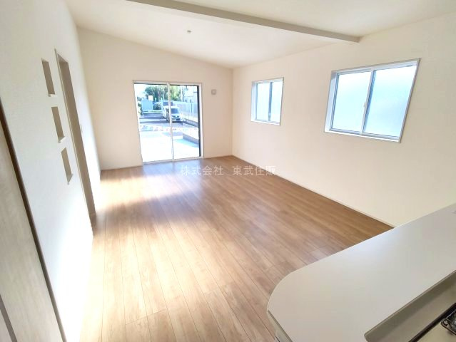 【居間・リビング】 | 吉見町久保田　全2棟　2号棟 | 毎日の暮らしがもっと楽しくなるリビングダイニング
