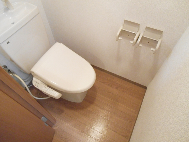 ローズガーデンＮＫＫのトイレ|トイレも明るく綺麗です！