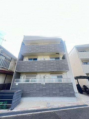 クリエオーレ東園田町Ⅱの外観