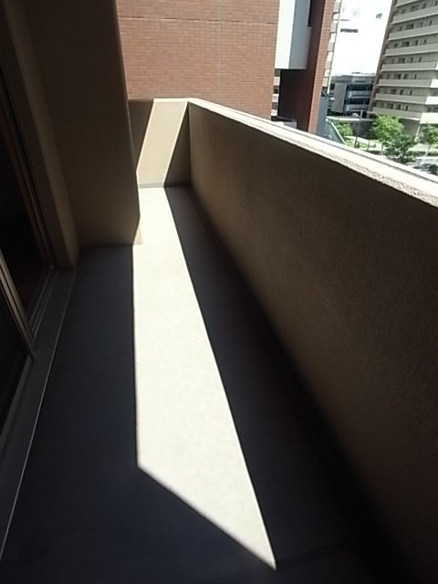 Sunny Court Meiwaのバルコニー